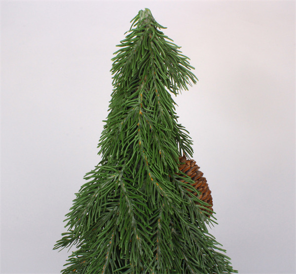 Small Christmas Decorations for Christmas with Pinecones