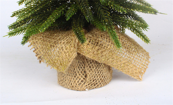 Christmas Decorations with Burlap Wooden Base Golden Finish