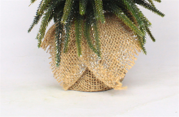 Christmas Decorations with Burlap Wooden Base Silver Finish