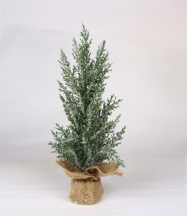 Pine Tree for Christmas with Cloth Base.jpg